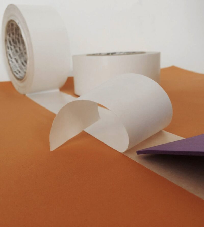 Cinta doble adhesiva transparente con respaldo de papel blanco (Pack x 18) - Imagen 4